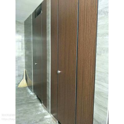 知名的衛(wèi)生間隔斷板供應(yīng)商|鄭州衛(wèi)生間隔斷施工效果